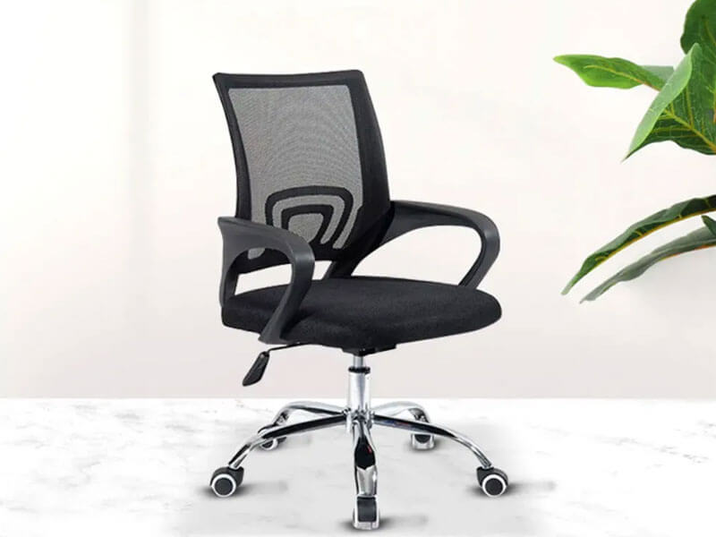 Канцелариски стол со наслон од мрежа и модерен ергономски дизајн - модел Aleksa